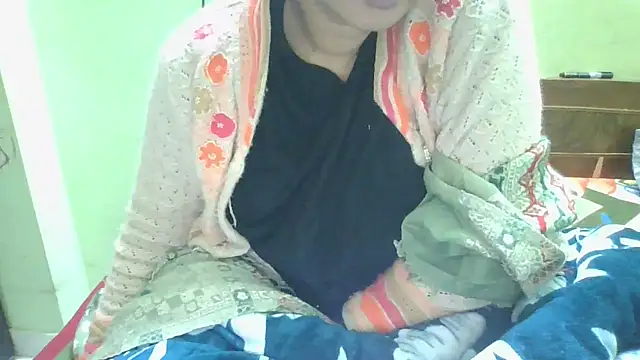 couplesuni online show from 01/11/26, 05:25