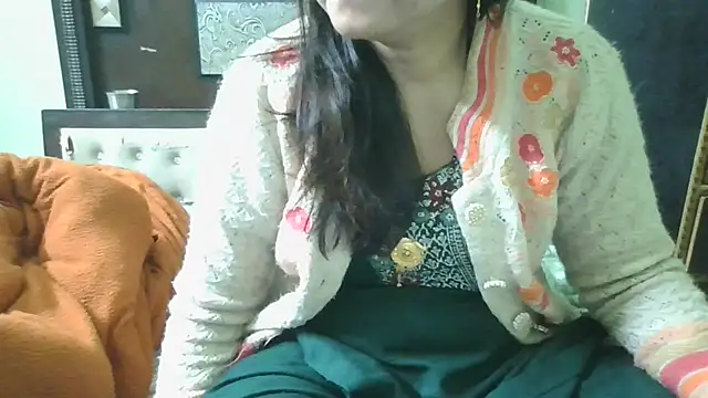 couplesuni online show from 11/29/25, 11:10