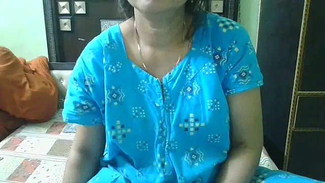 couplesuni online show from 10/01/25, 08:30