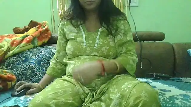 couplesuni online show from 11/03/25, 09:35