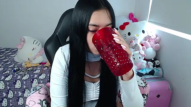 kayla k18 online show from 05/08/26, 06:56