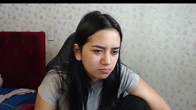 kayla k18 online show from 10/01/25, 11:08