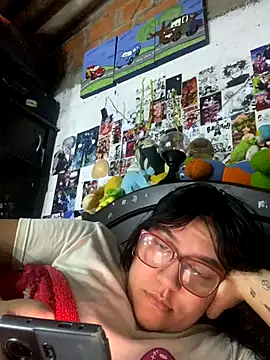 dafne19  online show from 10/27/25, 03:40