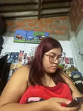 dafne19  online show from 09/15/25, 04:57