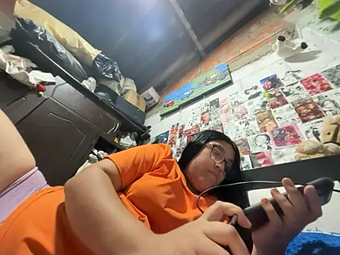 dafne19  online show from 05/23/26, 04:55