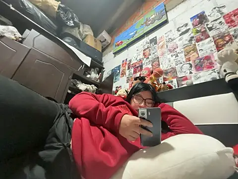 dafne19  online show from 03/05/26, 03:36