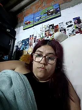 dafne19  online show from 10/16/25, 05:16