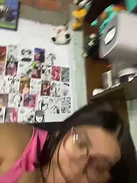 dafne19  online show from 12/15/25, 04:51