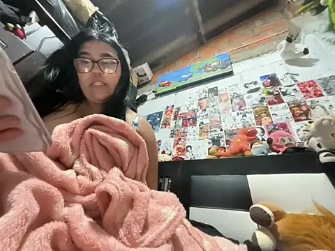 dafne19  online show from 03/28/26, 07:20