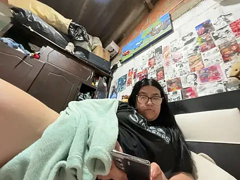 dafne19  online show from 04/06/26, 01:23