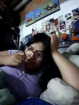 dafne19  online show from 11/05/25, 05:21