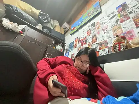 dafne19  online show from 05/15/26, 03:04