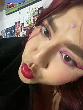 dafne19  online show from 09/25/25, 05:02