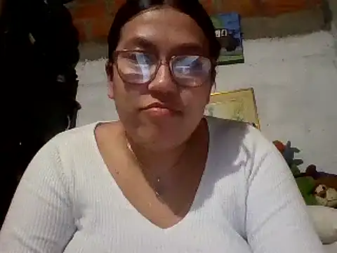 dafne19  online show from 03/20/25, 06:52