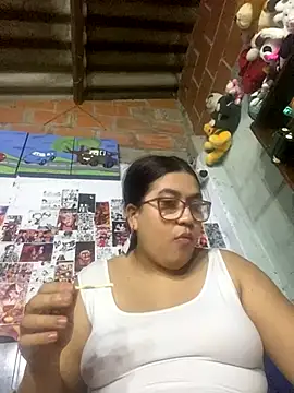 dafne19  online show from 12/20/25, 05:10