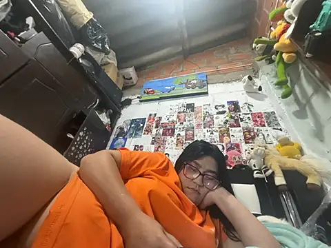 dafne19  online show from 03/25/26, 01:28