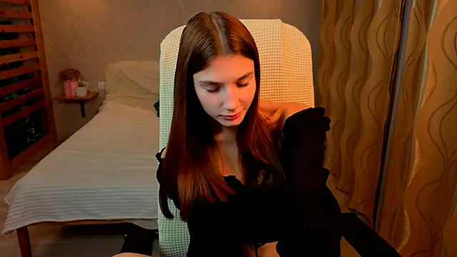 AnaHoney online show from 11/28/25, 12:55