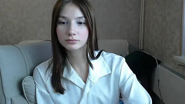 Snapshot of AnaHoney chatting on 03/17/25, 04:29 AnaHoney online show from 03/17/25, 04:29