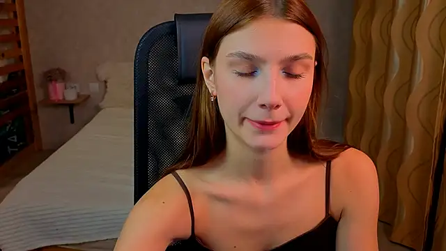 AnaHoney online show from 11/04/25, 08:07