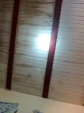 Zaralu  online show from 10/05/25, 08:32