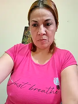 Snapshot of Zaralu_ chatting on 07/11/26, 05:24 Zaralu online show from 07/11/26, 05:24