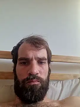Snapshot of Martin4400 chatting on 07/19/26, 05:49 Martin4400 online show from 07/19/26, 05:49