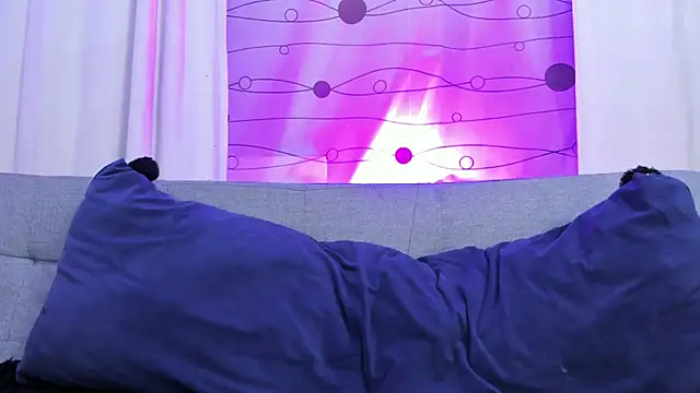 Snapshot of LukaCastillo chatting on 03/11/25, 08:08 LukaCastillo online show from 03/11/25, 08:08