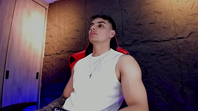 Snapshot of joseph_boy chatting on 11/26/25, 11:32 joseph boy online show from 11/26/25, 11:32