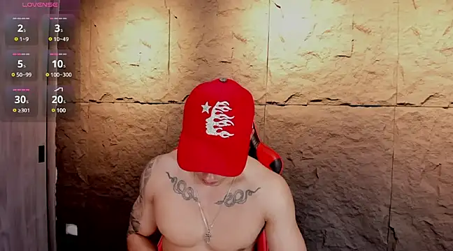 Snapshot of joseph_boy chatting on 03/10/25, 03:52 joseph boy online show from 03/10/25, 03:52