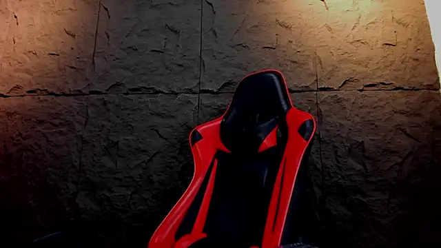 Snapshot of joseph_boy chatting on 12/18/25, 11:47 joseph boy online show from 12/18/25, 11:47