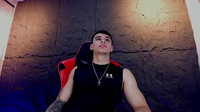 Snapshot of joseph_boy chatting on 12/05/25, 11:42 joseph boy online show from 12/05/25, 11:42