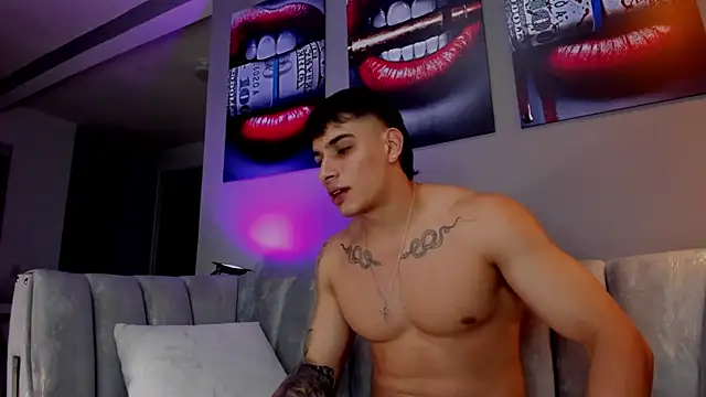 Snapshot of joseph_boy chatting on 11/23/25, 01:26 joseph boy online show from 11/23/25, 01:26