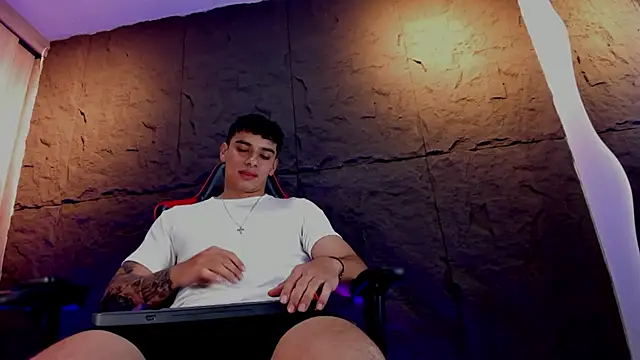 Snapshot of joseph_boy chatting on 11/07/25, 11:59 joseph boy online show from 11/07/25, 11:59