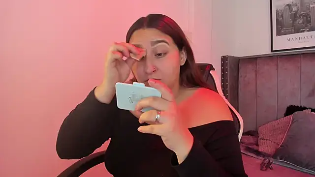 Alaia Cute online show from 09/24/25, 03:02