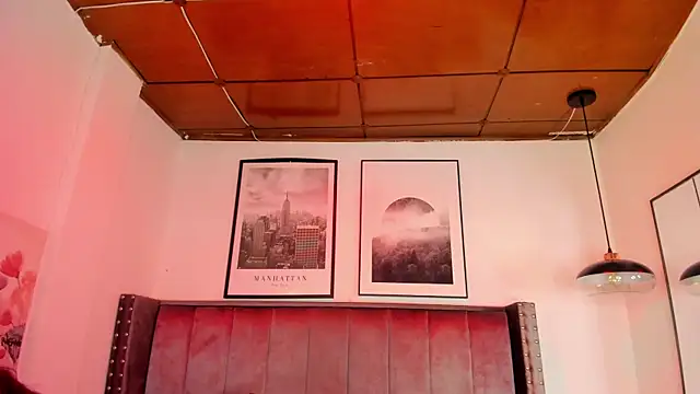 Alaia Cute online show from 12/21/25, 01:52