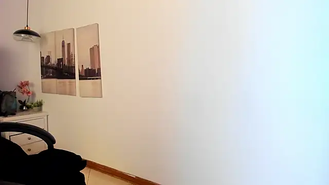 Alaia Cute online show from 03/11/25, 02:42
