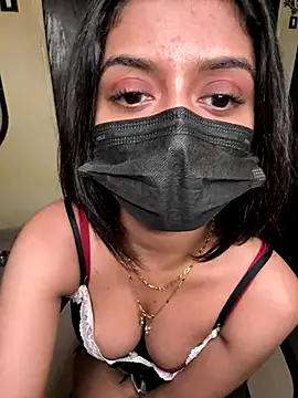 Aakanshaa   online show from 12/17/25, 12:10