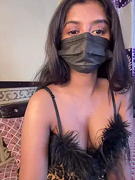 Aakanshaa   online show from 08/03/26, 04:57