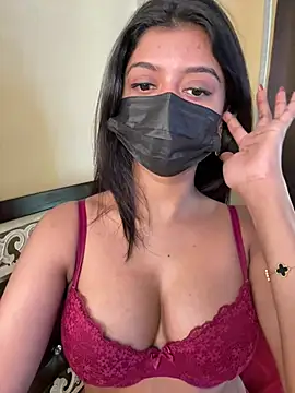 Aakanshaa   online show from 04/05/26, 09:27