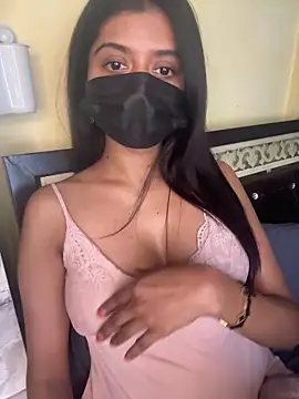 Aakanshaa   online show from 03/05/26, 05:20