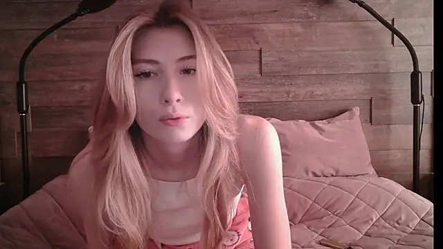 ErikaShyy online show from 02/27/25, 10:22