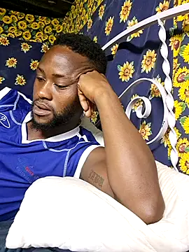 bull Giant online show from 02/07/25, 02:19