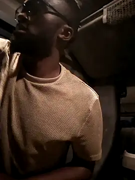 bull Giant online show from 10/18/25, 11:07