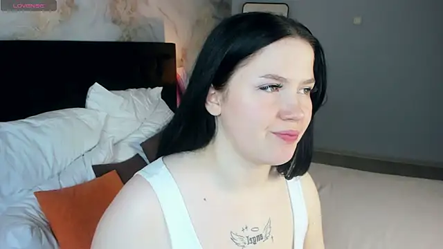 MaryAriel online show from 03/17/25, 06:07