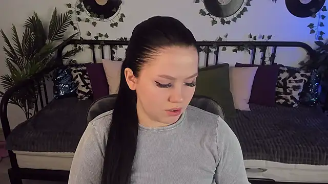 MaryAriel online show from 02/23/25, 03:13