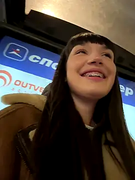 Sophie Avory online show from 10/23/25, 09:13