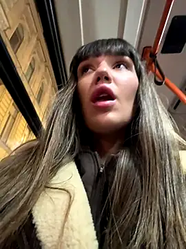 Sophie Avory online show from 11/20/25, 08:20