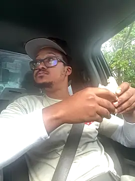 Snapshot of demonpt3 chatting on 10/30/25, 03:31 demonpt3 online show from 10/30/25, 03:31