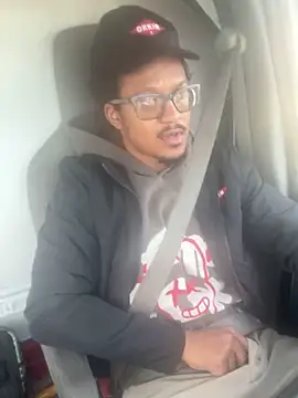 Snapshot of demonpt3 chatting on 12/18/25, 02:54 demonpt3 online show from 12/18/25, 02:54