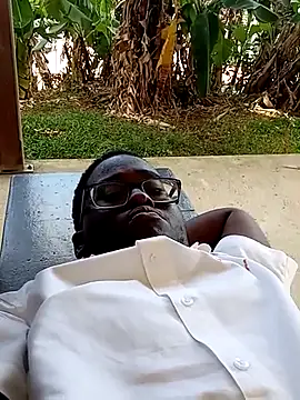 Snapshot of Jeanlaurent972 chatting on 03/03/26, 07:10 Jeanlaurent972 online show from 03/03/26, 07:10